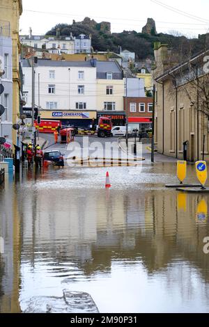 Hastings, East Sussex, 16 January 2023. Heavy rain and blocked storm drain to the sea causes major flood in Hastings Town Centre, causing disruption, closing Priory Meadow shopping centre and flooding homes. An eel was spotted swimming through the town centre. Carolyn Clarke/Alamy Live News Stock Photo