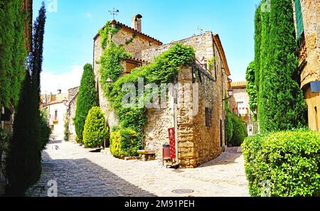 Panoramic of Peratallada, municipality of Forallac, Baix Ampurdán, Girona, Catalunya, Spain, Europe Stock Photo