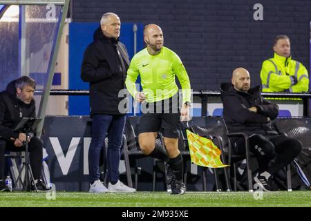 EINDHOVEN, NETHERLANDS - JANUARY 16: assistant referee Kevin Bodde during the Dutch Keukenkampioendivisie match between FC Eindhoven and FC Den Bosch at Jan Louwers stadion on January 16, 2023 in Eindhoven, Netherlands (Photo by Broer van den Boom/Orange Pictures) Stock Photo