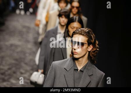 Milan, Italy. 16th Jan, 2023. ZEGNA Fall/Winter 2023-24 Runway during Milan Fashion Week Menswear on January 2023 - Milan, Italy 16/01/2023 Credit: dpa/Alamy Live News Stock Photo