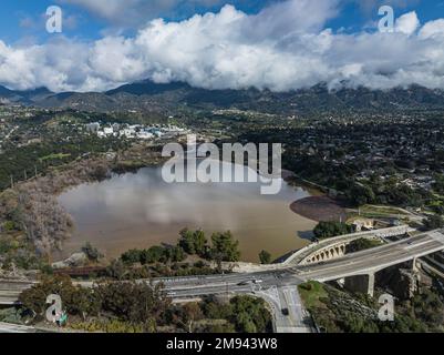 Los Angeles, USA. 16th Jan, 2023. Rain storms begin to clear out from the skies above Pasadena . Local reservoirs are beginning to fill with precious water again from recent record level rainfall. Devils Gate Reservoir pictured below. 1/16/2023 Pasadena, CA., USA (Photo by Ted Soqui/SIPA USA) Credit: Sipa USA/Alamy Live News Stock Photo