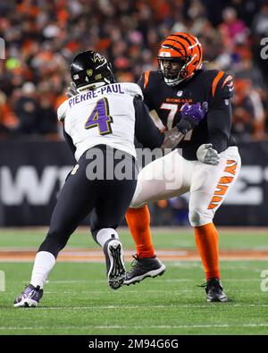 East Rutherford, New Jersey, USA. 26th Sep, 2022. Cincinnati Bengals guard  Hakeem Adeniji (77) during warm-up prior to kickoff against the New York  Jets during a NFL game at MetLife Stadium in