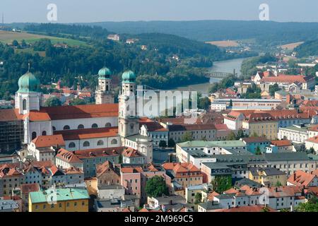 General view of Passau, Lower Bavaria, Germany, with the 17th century St Stephan's Cathedral on the left, and the River Inn in the background. Stock Photo