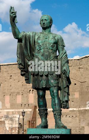 Statue of the Roman military and political leader, Julius Caesar (Gaius Julius Caesar, 100-44 BC), in Rome, Italy. Stock Photo