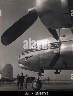 Douglas DC-4 of Pan American World Airways with its crew