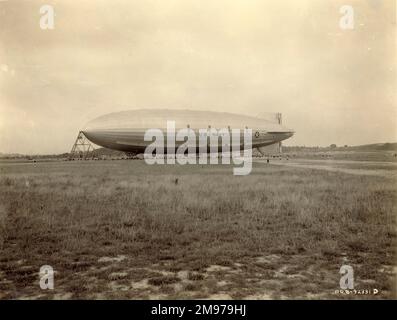 The US Navy airship ZRS-4 Akron in moored on its mobile mast. Stock Photo