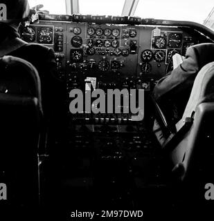 Vickers VC10 C1 XR808 of 10 Squadron RAF Transport Command at Lyneham on 30 March 1967. Image of the cockpit and instrumentation Stock Photo