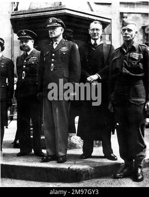 Spaatz, Carl, in 1940 ceremony -later Officer Commanding US 8th Air Force. Stock Photo
