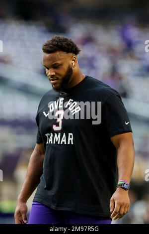 Minnesota Vikings guard Ed Ingram (67) walks off the field during a NFL  football game against the Miami Dolphins, Sunday, Oct.16, 2022 in Miami  Gardens, Fla. (AP Photo/Alex Menendez Stock Photo - Alamy