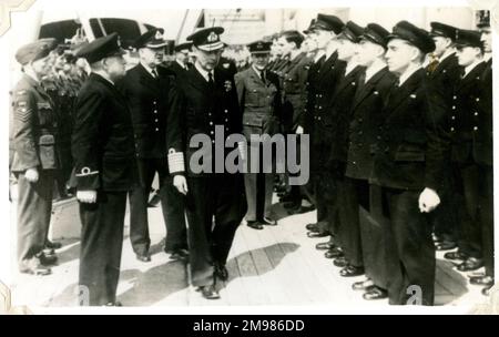 King George VI inspecting D-Day Invasion Forces, WW2. Stock Photo
