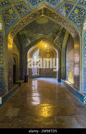 ISFAHAN, IRAN - JULY 10, 2019: Interior of Sheikh Lotfollah Mosque in Isfahan, Iran Stock Photo