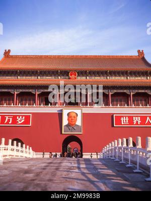 Portrait of Chairman Mao, Tiananmen Gate, Tiananmen Square, Dongcheng, Beijing, Beijing and Northeast, The People's Republic of China Stock Photo