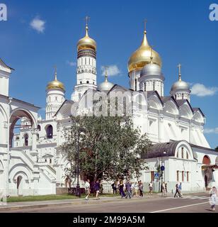 Ivan the Great Bell Tower and cathedral of the Archangel, The Moscow Kremlin, Moscow, Central Federal District, Russia Stock Photo