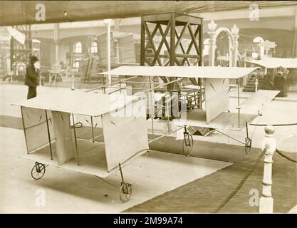 J. D. Tinline model at the Olympia Aero and Motor Boat Exhibition, 11-19 March 1910. Stock Photo