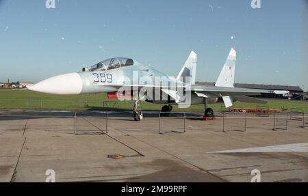 Su 92 Farnborough 92 - Sukhoi Su-27UB 'Blue 389', two-seat trainer version of ...