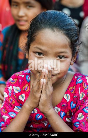 Schülerinnen der Novodaya-Chepang-Schule in Chitwan, Nepal Stock Photo