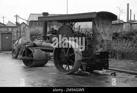 Aveling & Porter steam roller of Barnes Brothers at their Melksham yard. Stock Photo