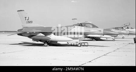 United States Air Force - General Dynamics F-16A Fighting Falcon 82-0920 (msn 61-514, base code 'TJ'), of the 401st Tactical Fighter Wing, based at TorrejÃ³n Air Base. While flying with the 184th Fighter Squadron, 188th Fighter Wing, of the Arkansas Air National Guard, 0920 crashed on 18 April 1991, near Fort Smith, AR. Stock Photo