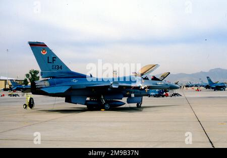 United States Air Force - General Dynamics F-16C Block 25A Fighting Falcon 83-1134 (msn 5C-17), at Luke Air Force Base, Arizona. This aircraft crashed on the Barry M. Goldwater range, AZ on 29 January 1997 and the pilot ejected safely. Stock Photo