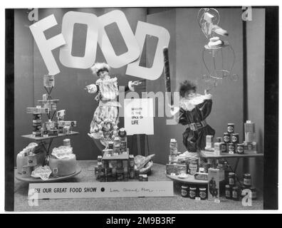 Owen Owen Food festival window display: Liverpool department store, Owen Owen, shop window display. Stock Photo