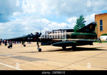 Force aerienne belge - Dassault Mirage 5BD BD04 (msn 204), of 42 Smaldeel, at the Mildenhall Air Fete on 24 May 1986. (Force Aerienne Belge - Belgische Luchtmacht - Belgian Air Force). Stock Photo