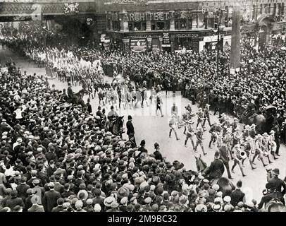 Boy Scouts marching in the Lord Mayor's Show, London Stock Photo