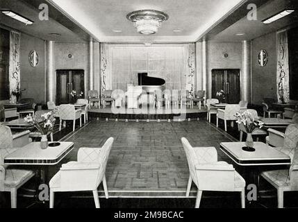 RMS, Queen Mary, Saloon on Promenade Deck Stock Photo