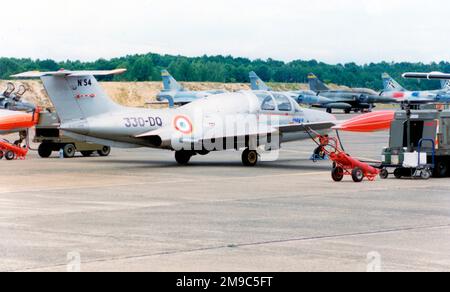 Armee de l'Air - Morane-Saulnier MS.760 Paris IR 54 / 330-DQ (msn 54) of EAT 00.330. (Armee de l'Air - French Air Force / EAT - Ecole de l'aviation de transport) Stock Photo