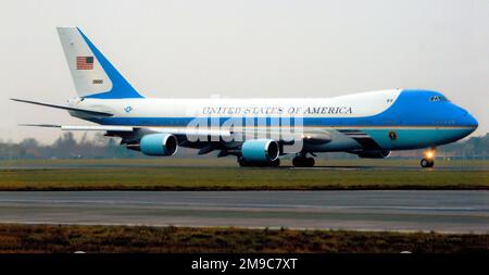 United States Air Force - Boeing VC-25A 82-8000 (msn 23824), of the Presidential Airlift Group, 89th Airlift Wing, Andrews AFB, MD. (This is NOT 'Air Force One' as that is the call-sign of whatever USAF aircraft POTUS happens to be flying in) Stock Photo