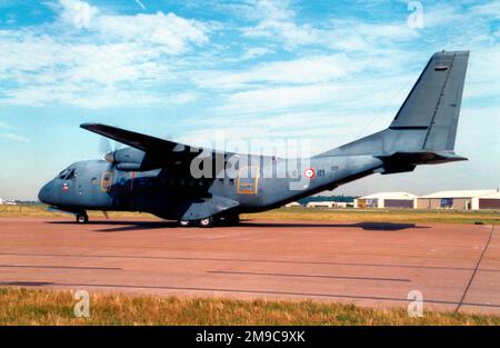 Armee de l'Air - Airtech CN-235-200M 123 - 62-IM (msn 123), of ETL 01.062, at RAF Cottesmore for the Royal International Air Tattoo in July 2000. . (Armee de l'Air - French Air Force) Stock Photo