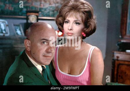 BUONA SERA, MRS CAMPBELL 1968 United Artists film with Gina Lollobrigida and Telly Savalas Stock Photo