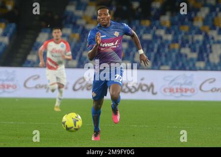 Napoli, Italy. 17th Jan, 2023. David Okereke of US Cremonese in action during the match Coppa Italia Freccia Rossa between SSC Napoli v USC Cremonese at Stadio Diego Armando Maradona on January, 17 2023in Naples, italy (Photo by Agostino Gemito/Pacific Press) Credit: Pacific Press Media Production Corp./Alamy Live News Stock Photo