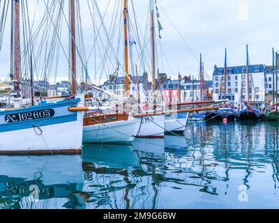 Tall ships in Rosmeur Harbor in Douarnenez city, Finistere, Brittany, France Stock Photo