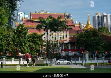 People walking outside Sun Yat Sen Nanyang Memorial Hall in Singapore Stock Photo