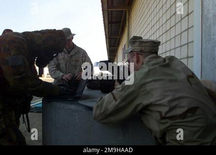 Marine Combat Photographer, Corporal Bryant V. Cox, MARCENT (Marine ...