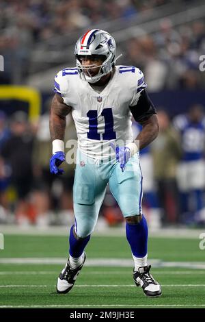 Dallas Cowboys' Micah Parsons visits with Cincinnati Bengals players after  their NFL football game in Arlington, Texas, Sunday, Sept. 17, 2022. (AP  Photo/Tony Gutierrez Stock Photo - Alamy