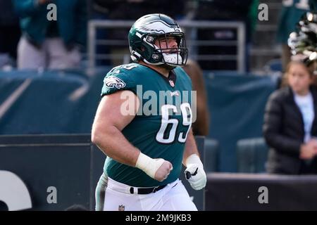 Philadelphia Eagles' Landon Dickerson runs onto the field before an NFL  football game against the New York Giants, Sunday, Dec. 26, 2021, in  Philadelphia. (AP Photo/Matt Rourke Stock Photo - Alamy