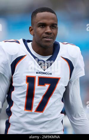 Denver Broncos punter Corliss Waitman warms up before a preseason NFL  football game against the Buffalo Bills in Orchard Park, N.Y., Saturday,  Aug. 20, 2022. (AP Photo/Adrian Kraus Stock Photo - Alamy