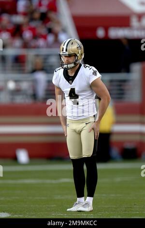 New Orleans Saints tight end Juwan Johnson (83) warms up before an NFL  preseason football game against the Los Angeles Chargers, Friday, Aug. 26,  2022, in New Orleans. (AP Photo/Tyler Kaufman Stock