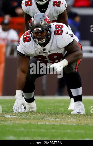 New England Patriots guard Shaq Mason (69) warms up before an NFL football  game against the Atlanta Falcons, Thursday, Nov. 18, 2021, in Atlanta. (AP  Photo/Danny Karnik Stock Photo - Alamy