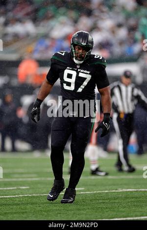 New York Jets defensive tackle Nathan Shepherd (97) reacts against the  Chicago Bears during an NFL football game Sunday, Nov. 27, 2022, in East  Rutherford, N.J. (AP Photo/Adam Hunger Stock Photo - Alamy