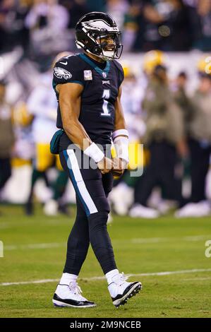 Philadelphia Eagles' Jalen Hurts reacts before an NFL football game,  Sunday, Nov. 27, 2022, in Philadelphia. (AP Photo/Matt Slocum Stock Photo -  Alamy