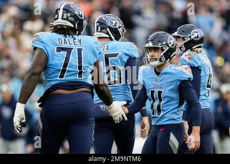 Tennessee Titans kicker Caleb Shudak (11) warms up before an NFL football  game against the Cincinnati Bengals Sunday, Nov. 27, 2022, in Nashville,  Tenn. (AP Photo/Mark Zaleski Stock Photo - Alamy