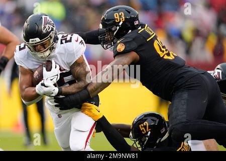 Washington Commanders defensive tackle Jonathan Allen (93) celebrates with Washington  Commanders defensive tackle Daron Payne (94) during an NFL football game  against the Atlanta Falcons, Sunday, November 27, 2022 in Landover. (AP