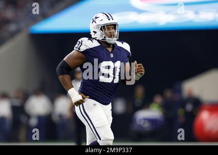 Dallas Cowboys defensive tackle Carlos Watkins (91) runs onto the