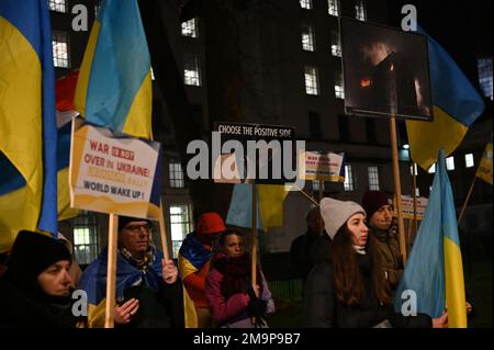 Downing Street, London, UK, 18 January 2023: The Ukrainian community is calling Help Ukraine as you promise. The Ukrainians are thankful for the support of Poland and the United Kingdom. Credit: See Li/Picture Capital/Alamy Live News Stock Photo