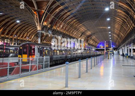 Heathrow Express Paddington Station London GWR Stock Photo