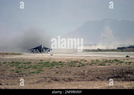 A US Marine Corps (USMC) AV-8B Harrier jet, Marine Attack Squadron-513 (VMA-513), Marine Corps Air Station (MCAS) Yuma, Arizona (AZ), takes off from Bagram Air Base (AB), Afghanistan. US Marines are currently deployed to Southwest Asia in support of Operations ENDURING FREEDOM and IRAQI FREEDOM. Base: Bagram Air Base State: Parwan Country: Afghanistan (AFG) Stock Photo