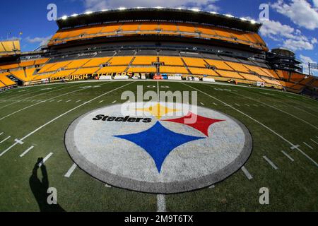 Pittsburgh Steelers vs. Tennessee Titans - Acrisure Stadium in