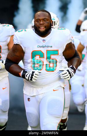 Miami Dolphins offensive lineman Robert Jones smiles on the field after an  NFL football game, Saturday, Aug. 27, 2022, in Miami Gardens, Fla. (AP  Photo/Doug Murray Stock Photo - Alamy